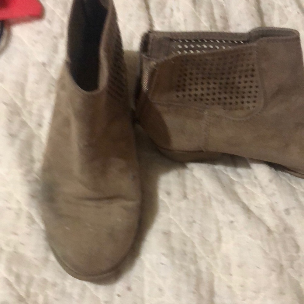 Little girls wedges
